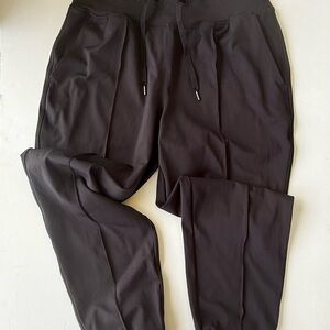 Old Navy Women’s Charcoal Joggers
